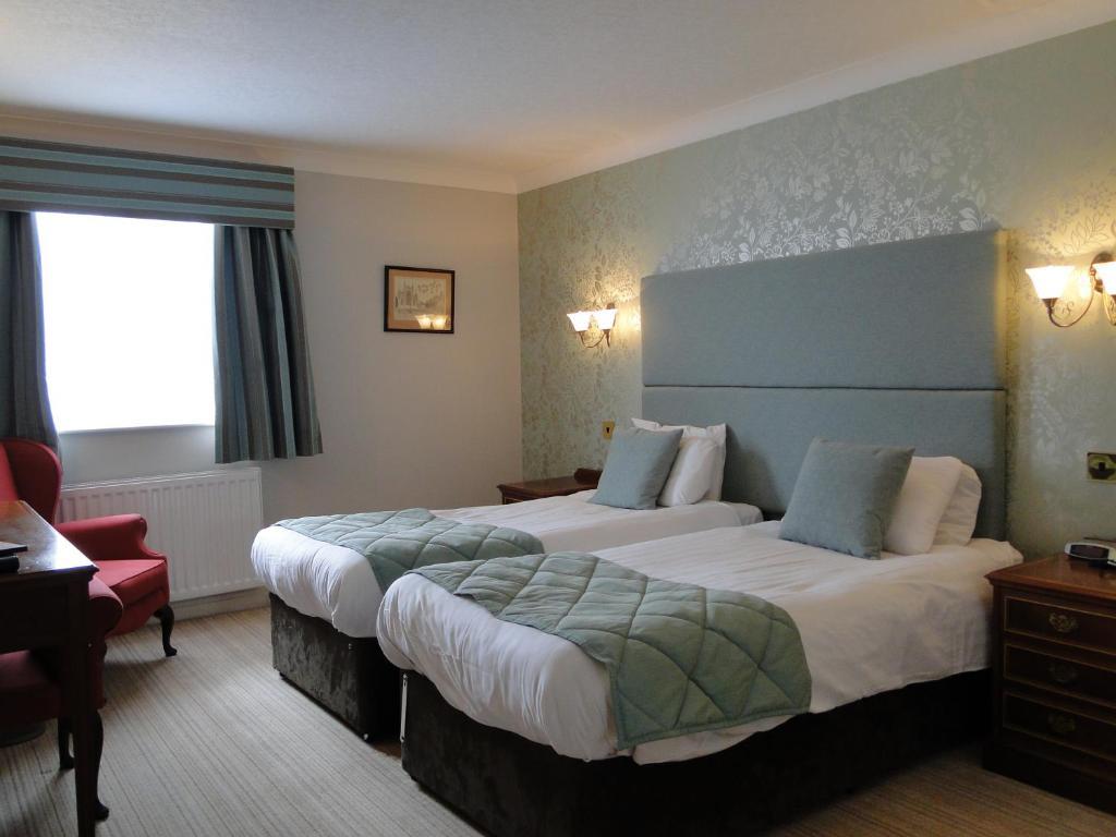 The Minster Hotel York Room photo